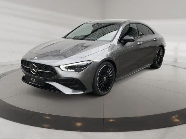Mercedes-Benz CLA 220 - 4Matic AMG Line
