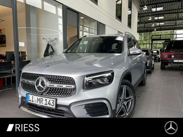 Mercedes-Benz GLB 250 - 4M AMG+AHK+DISTR+7 SITZER+MULTIB+KEYL+